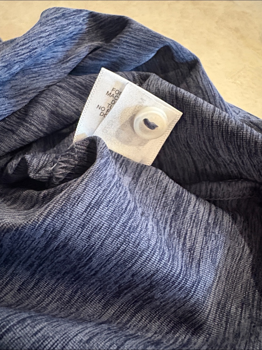 Peter Millar crown crafted shirt. - Picture 8 of 13